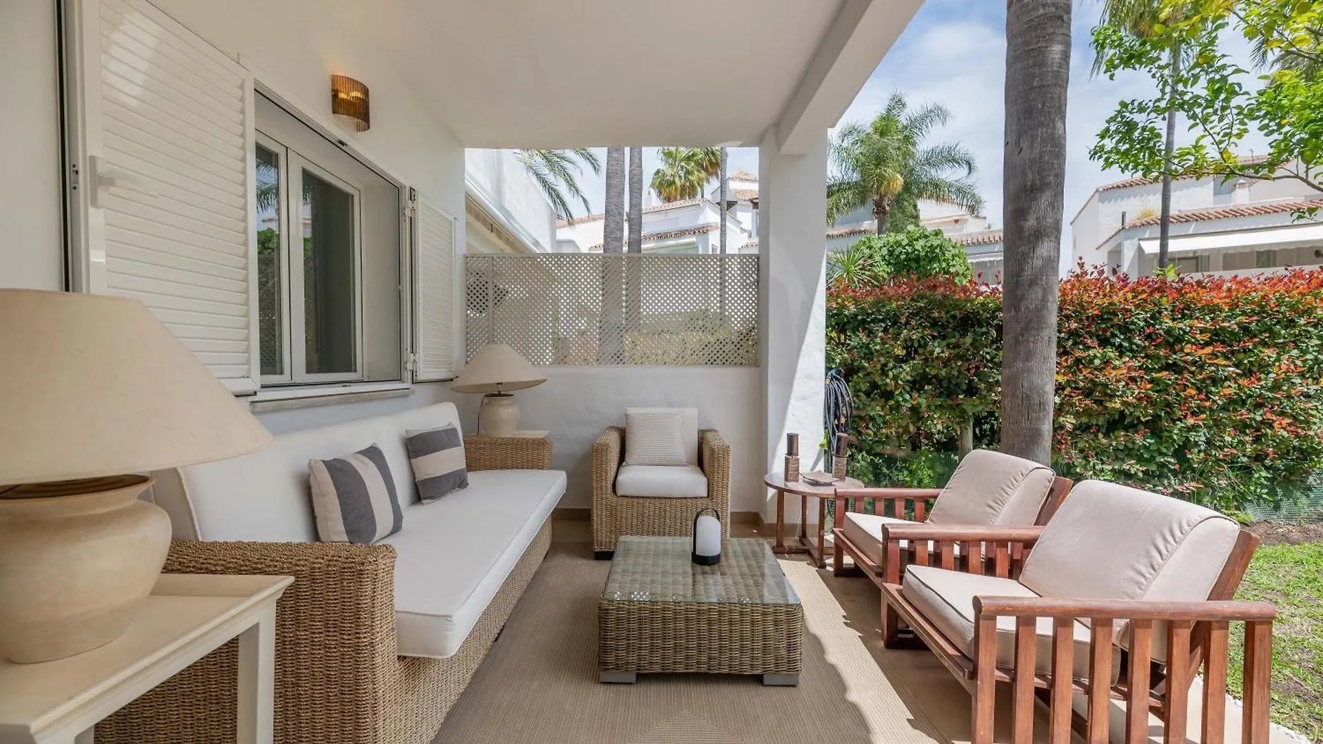 Marbella Villa Monteros 0*,
