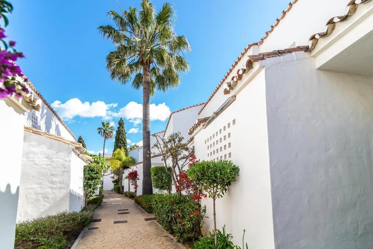 בית נופש Marbella Villa Monteros