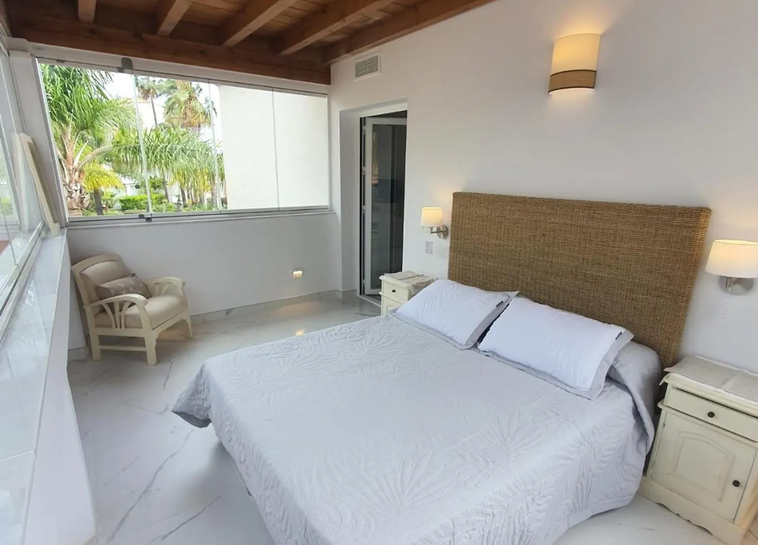 Marbella Villa Monteros